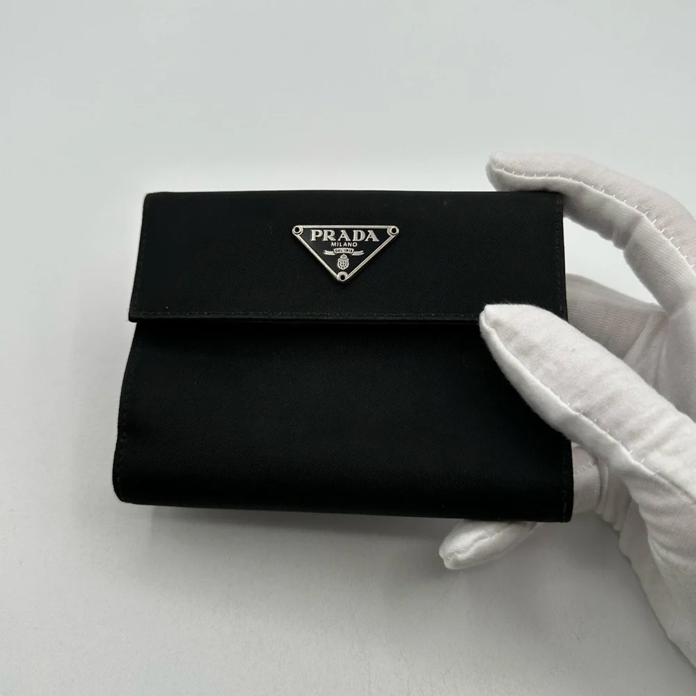 Prada Re Nylon Wallet - Picture 2 of 15